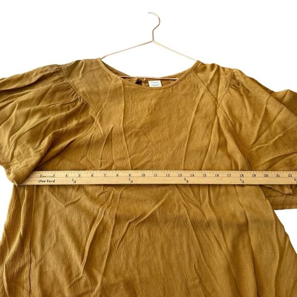 Roan + Ryan flutter sleeve top size XL - Picture 6 of 6